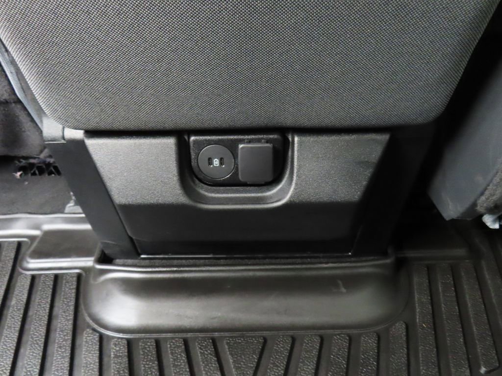 Used 2025 Ford F250 XL w/ STX Appearance Package image 11