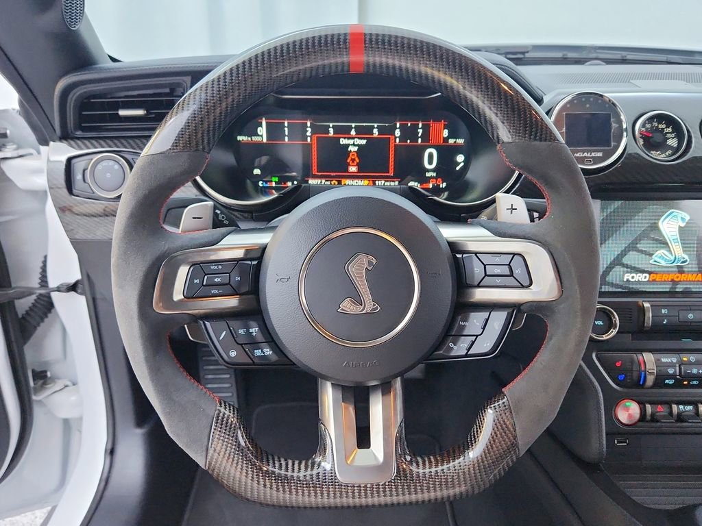 Used 2020 Ford Mustang Shelby GT500 w/ Technology Package image 29