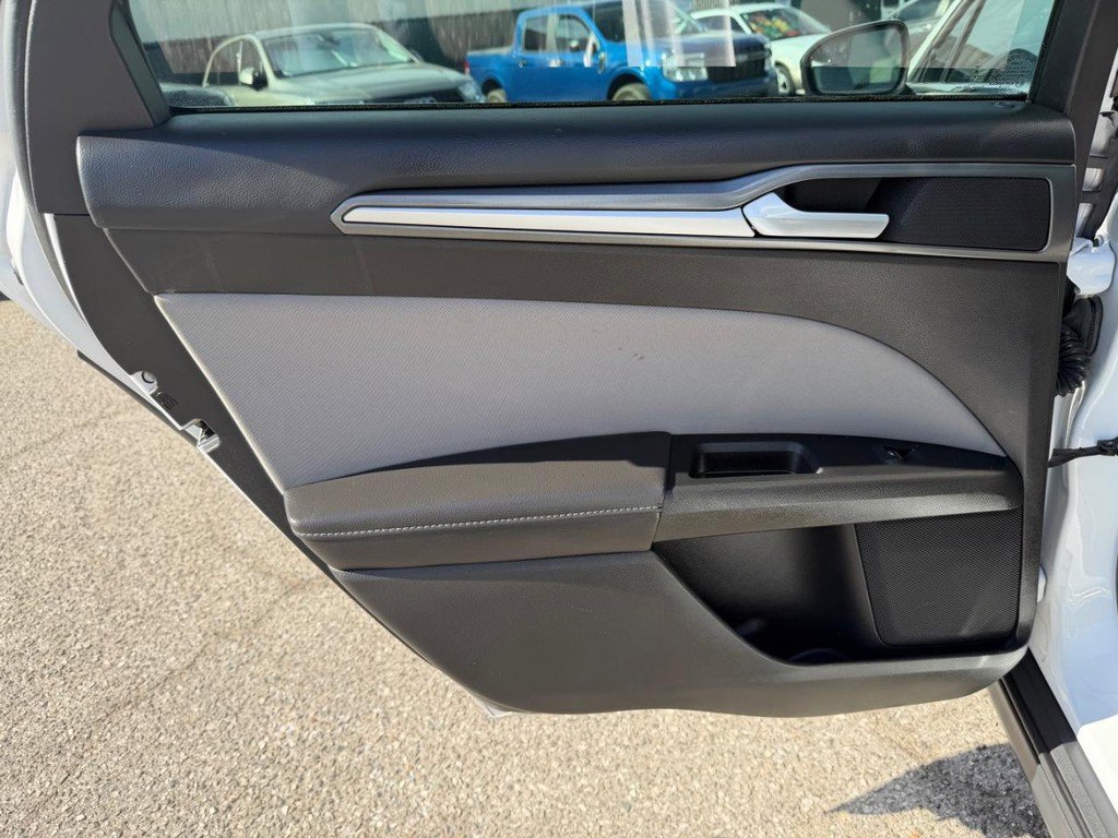 Used 2016 Ford Fusion S image 35