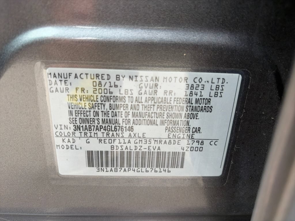 Used 2016 Nissan Sentra SV FWD image 29