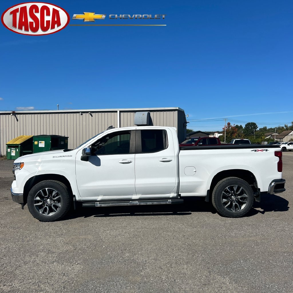 Used 2023 Chevrolet Silverado 1500 LT AWD/4WD image 1