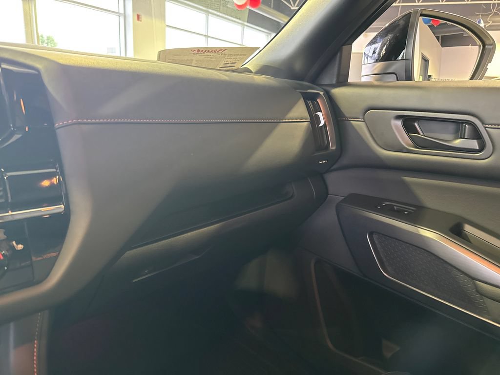 Used 2024 Nissan Pathfinder Rock Creek AWD/4WD image 24