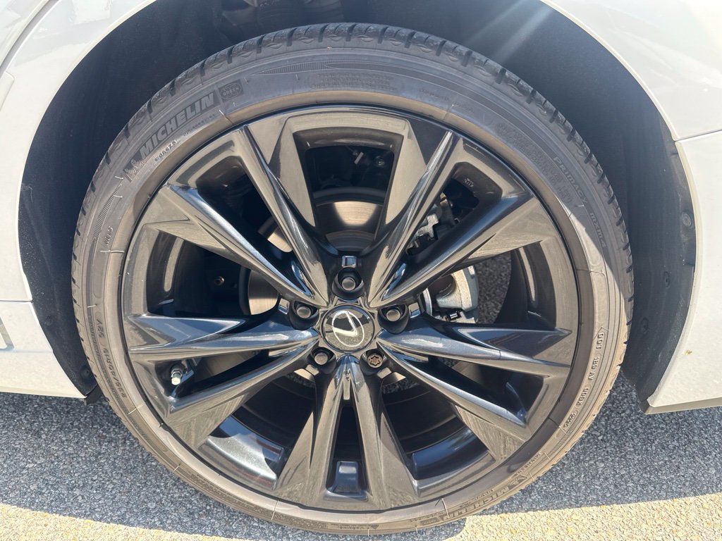 Certified 2025 Lexus ES 350 F Sport FWD image 12