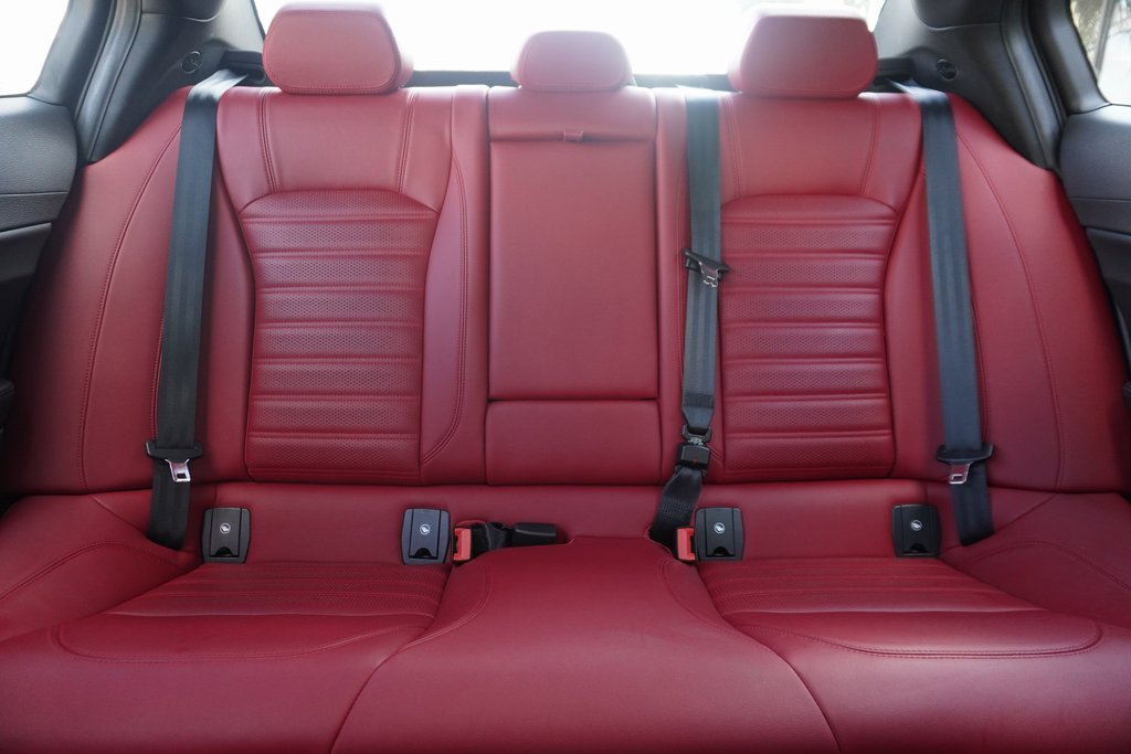 Used 2022 Alfa Romeo Giulia Veloce image 24