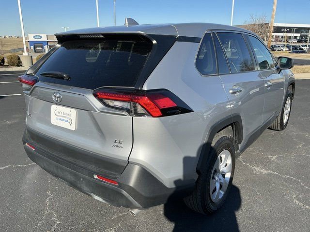 Used 2024 Toyota RAV4 LE image 3