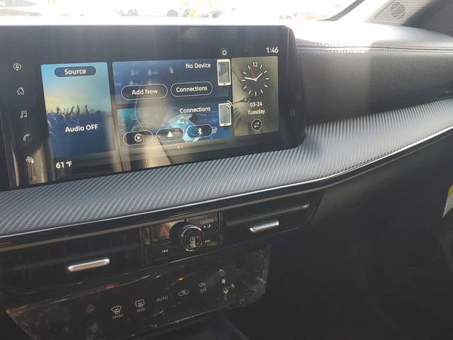 Certified 2025 Nissan Kicks SR image 24