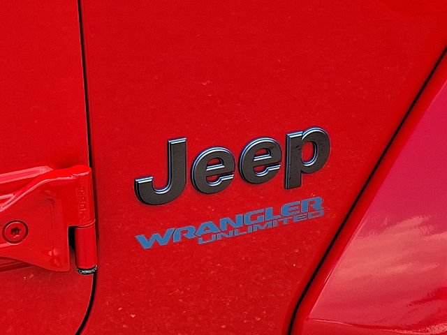 Used 2021 Jeep Wrangler Unlimited Rubicon 4xe w/ Cold Weather Group AWD/4WD image 27