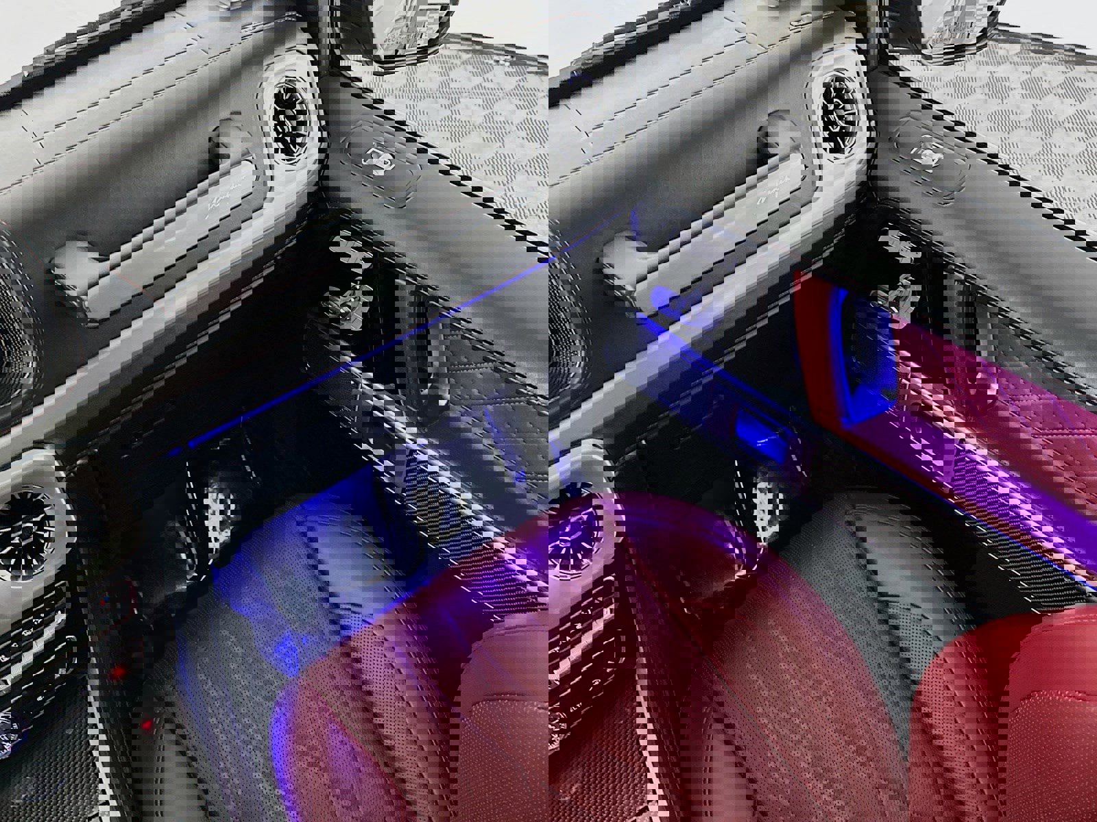 Used 2024 Mercedes-Benz G 63 AMG 4MATIC image 24