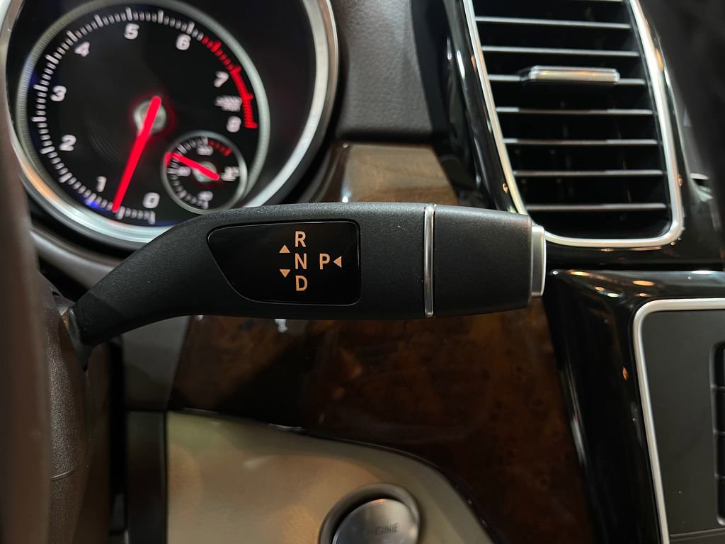 Used 2017 Mercedes-Benz GLS 450 4MATIC image 31