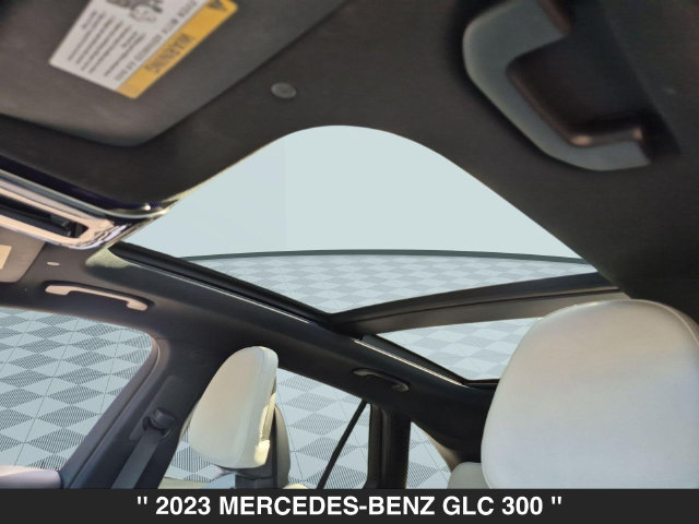 Used 2023 Mercedes-Benz GLC 300 4MATIC image 24
