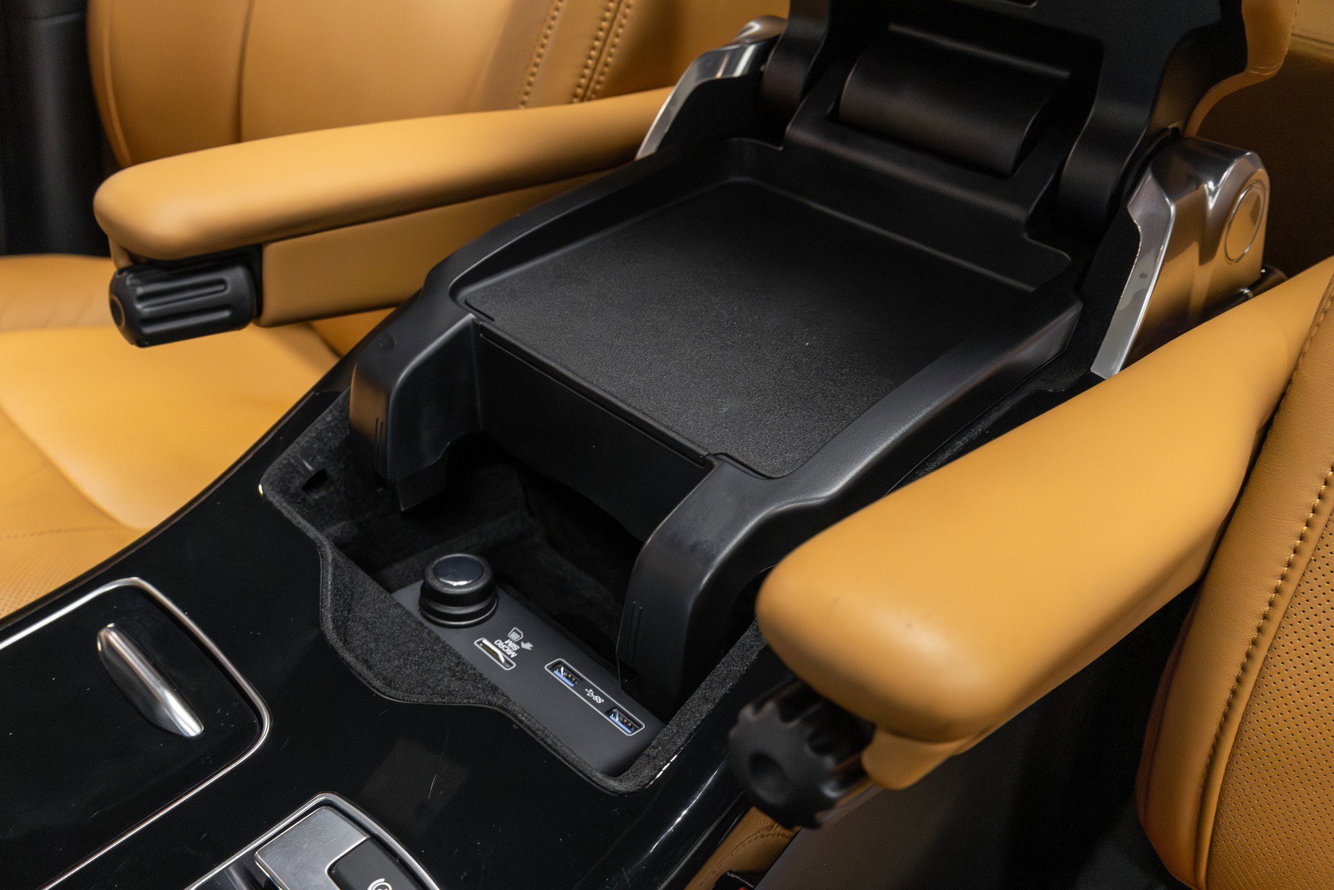 Used 2022 Land Rover Range Rover Autobiography image 53