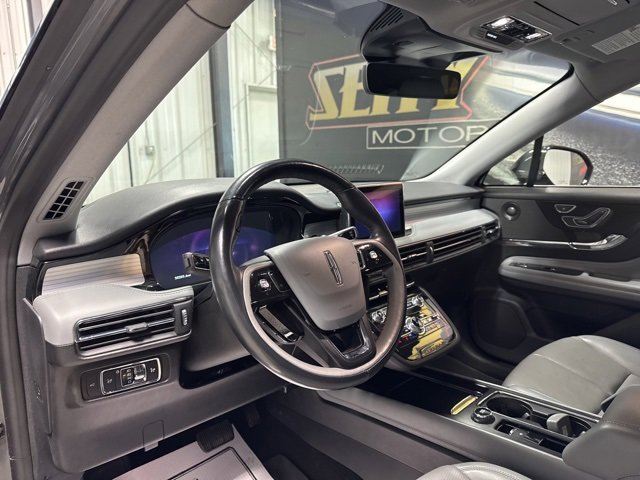 Used 2022 Lincoln Corsair Reserve w/ Luxury Package image 6