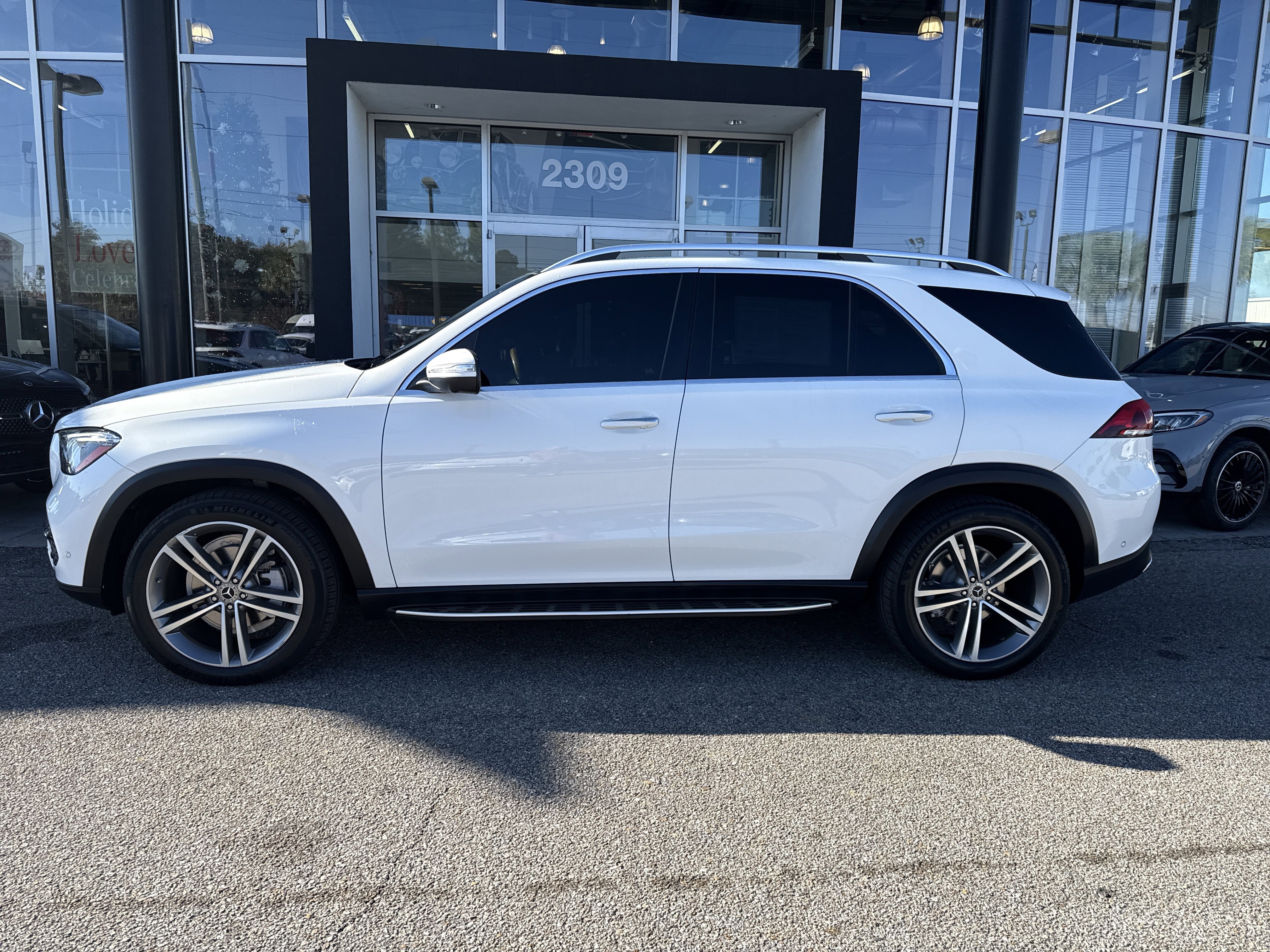 Certified 2022 Mercedes-Benz GLE 350 image 2