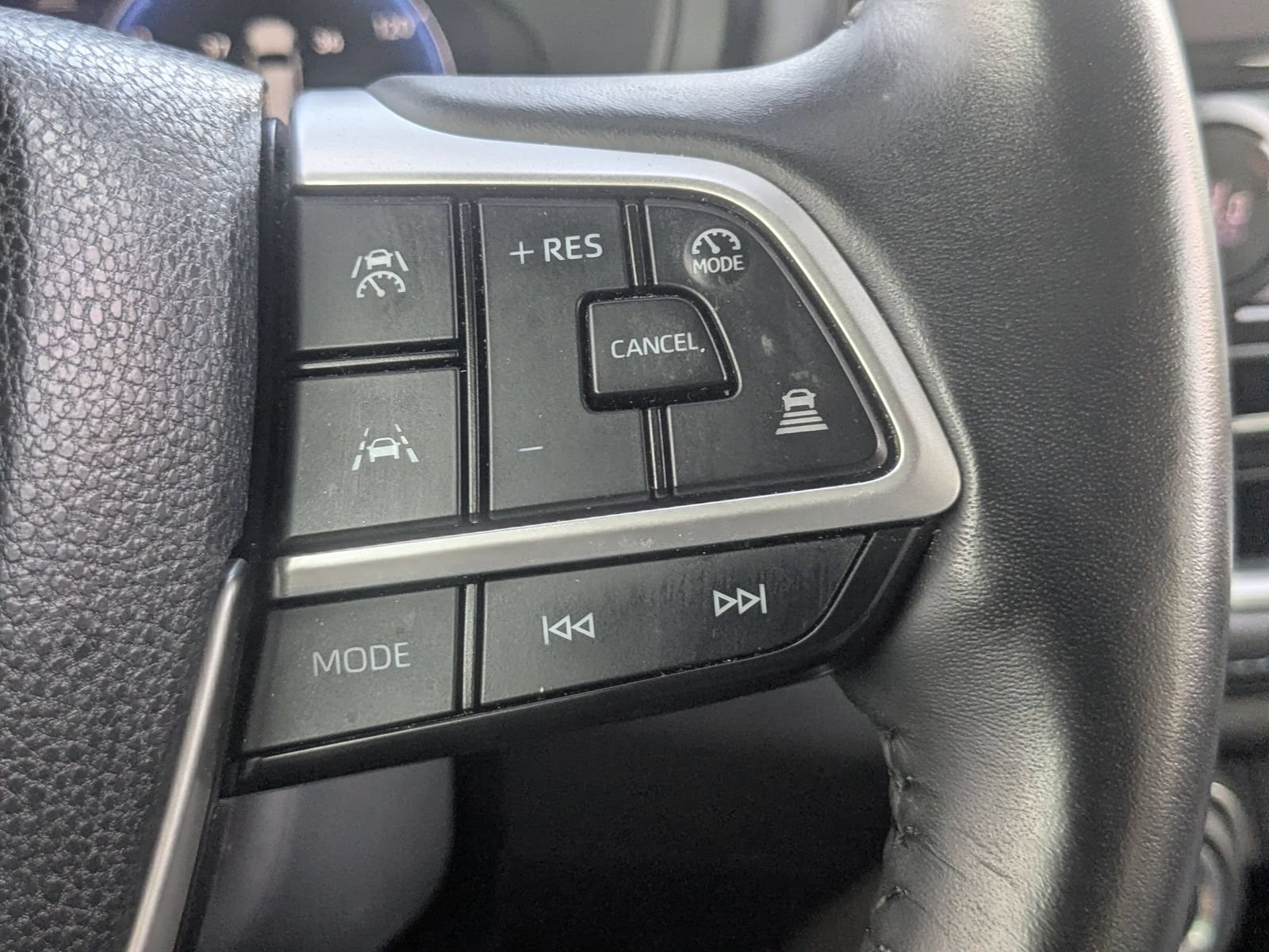 Used 2024 Toyota Grand Highlander AWD Hybrid image 18
