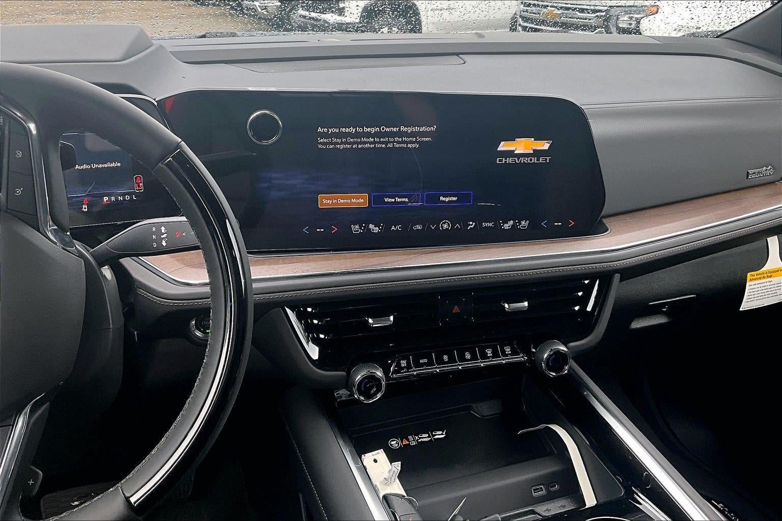 New 2026 Chevrolet Suburban High Country AWD/4WD image 6
