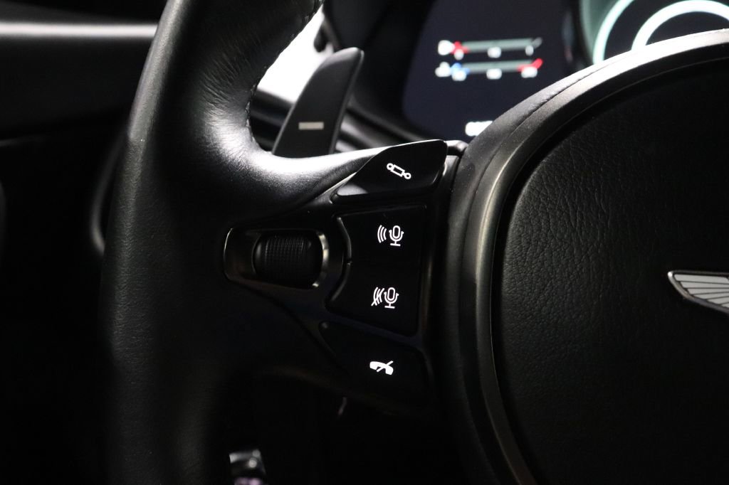 Used 2019 Aston Martin DBS Superleggera image 12