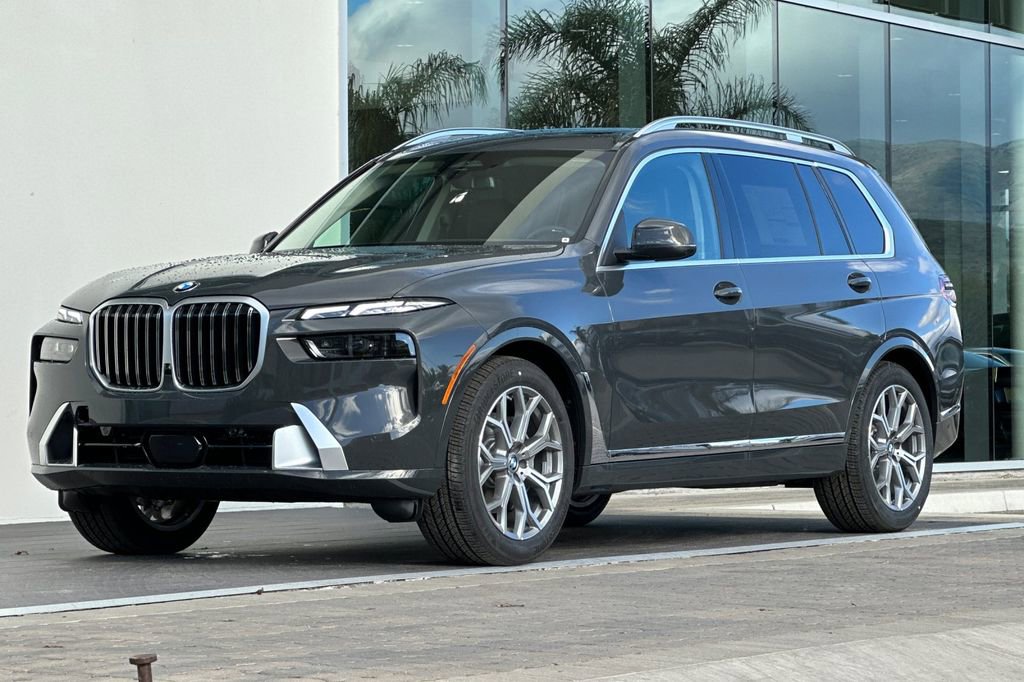 New 2026 BMW X7 xDrive40i w/ Premium Package image 7