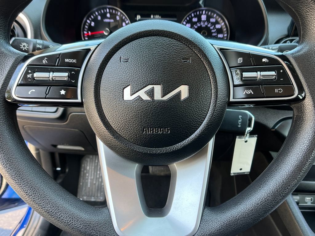 Used 2023 Kia Forte LXS image 15
