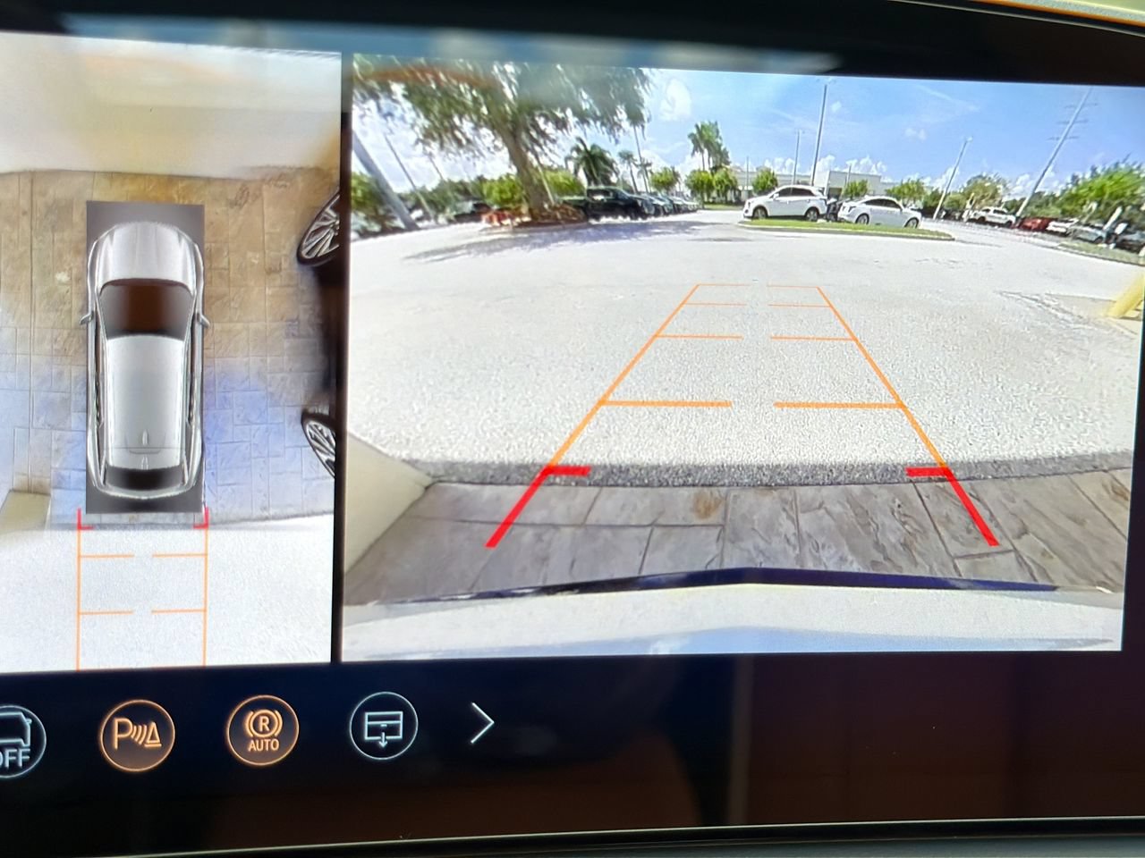 New 2027 Cadillac Optiq Premium Luxury RWD image 24