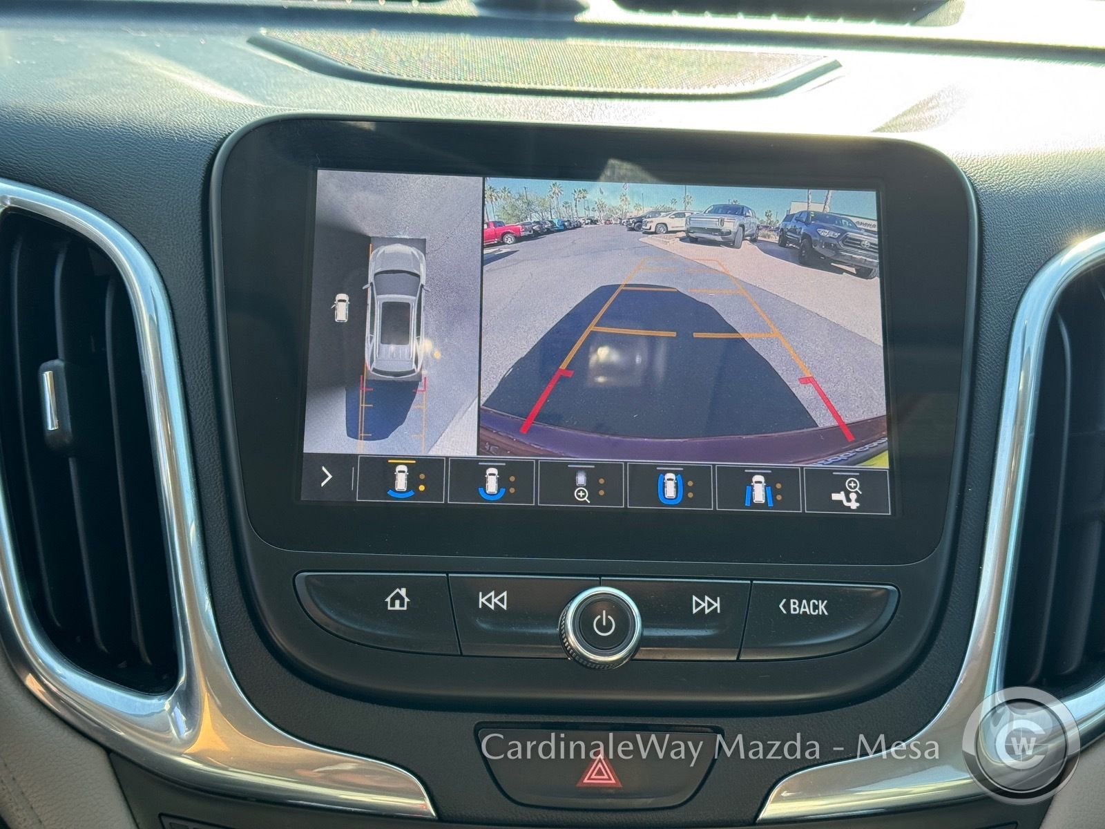 Used 2020 Chevrolet Equinox Premier FWD image 20