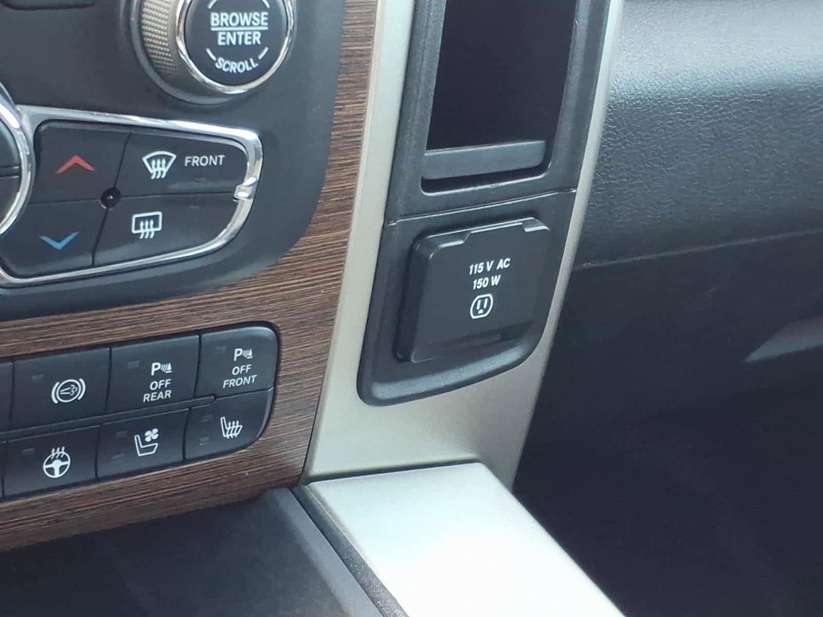 Used 2016 RAM 2500 Laramie w/ Protection Group image 25