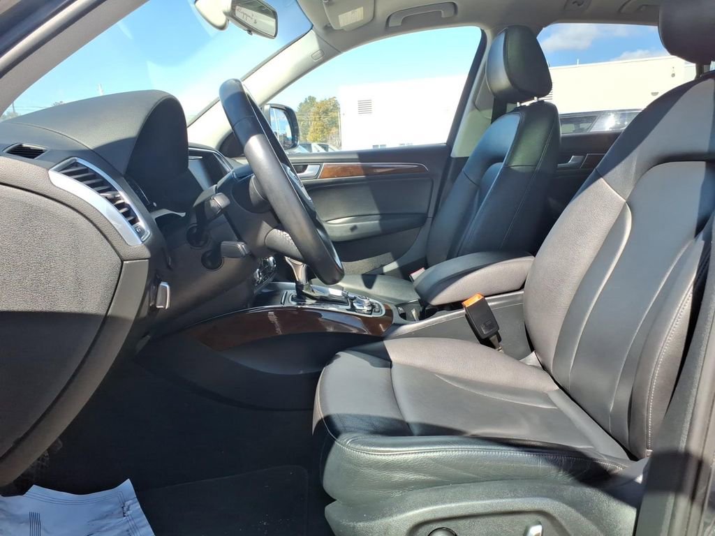 Used 2017 Audi Q5 2.0T Premium image 13