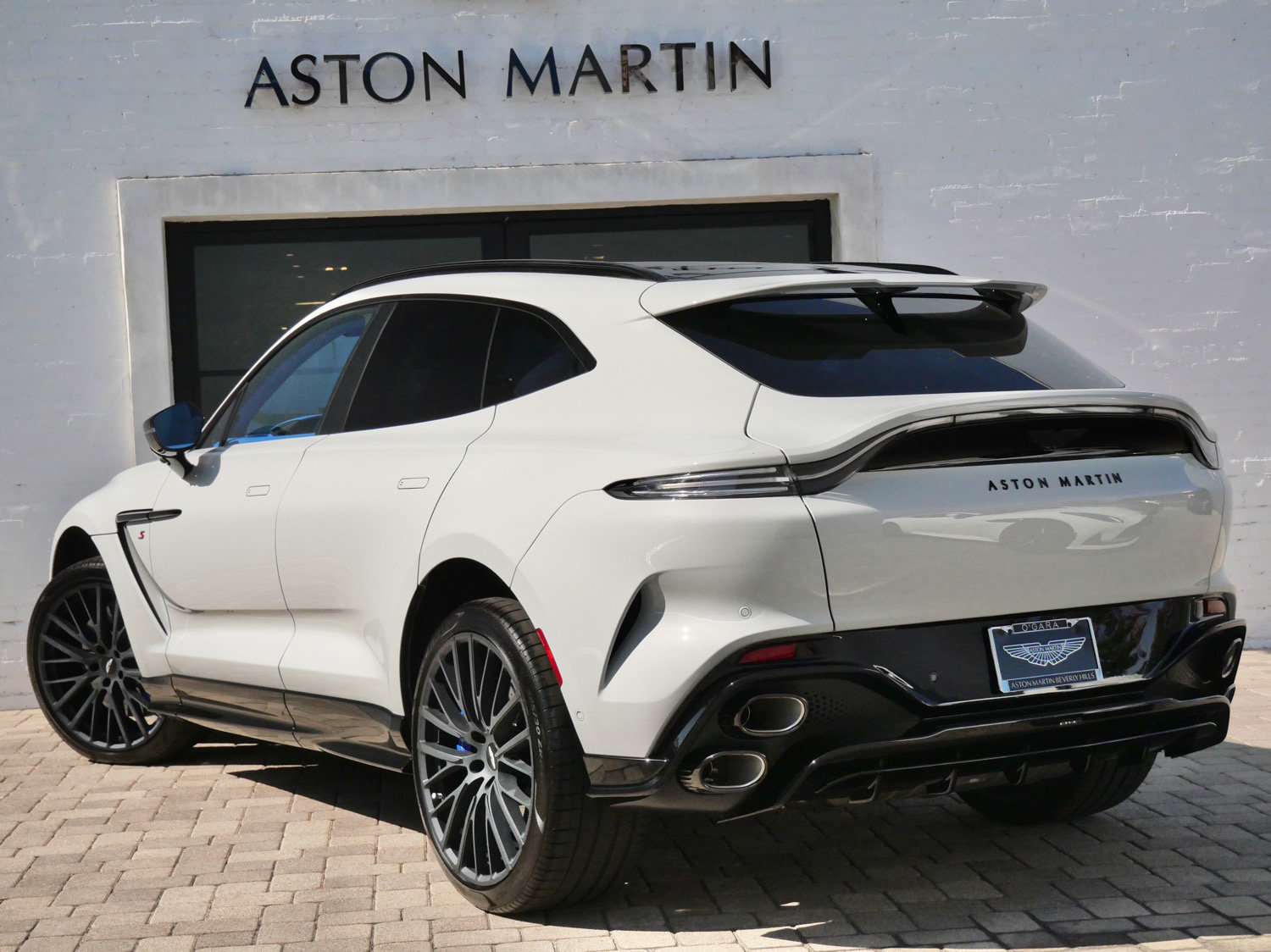 New 2026 Aston Martin DBX S AWD/4WD image 2