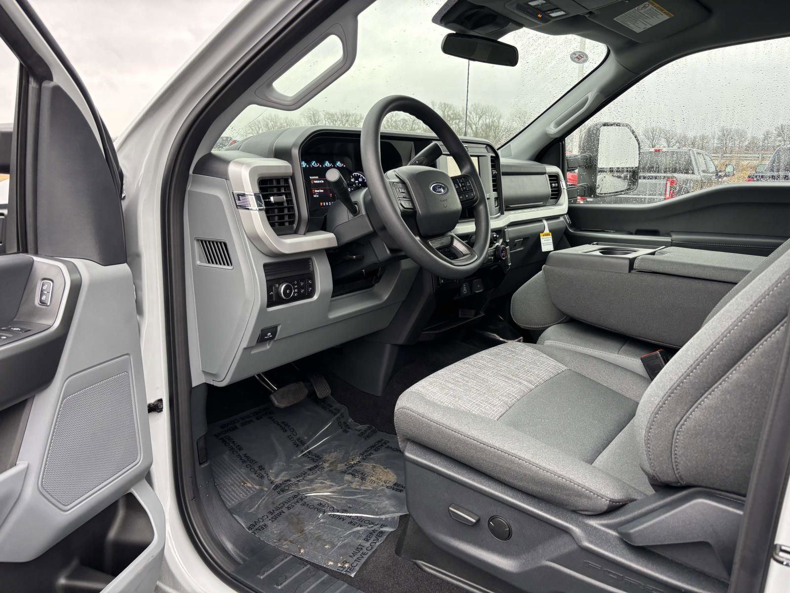 New 2026 Ford F350 XLT w/ Tremor Off-Road Package AWD/4WD image 27
