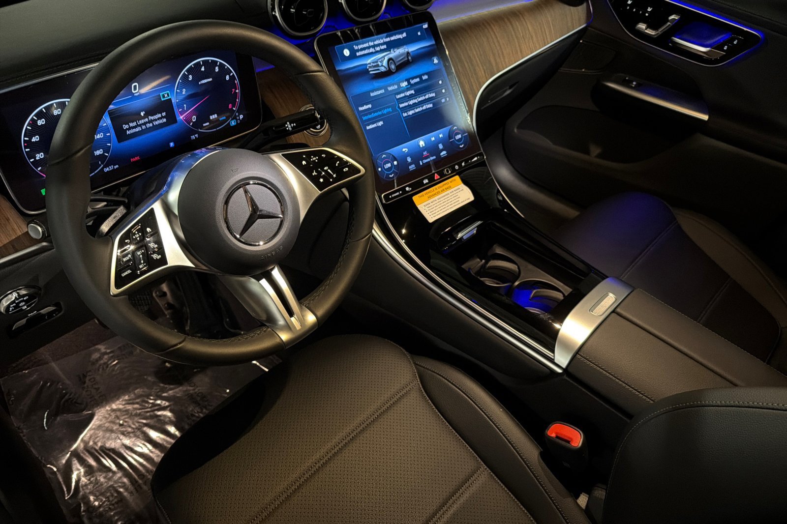 Used 2024 Mercedes-Benz GLC 300 image 9