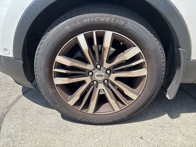 Used 2016 Ford Explorer Platinum AWD/4WD image 10