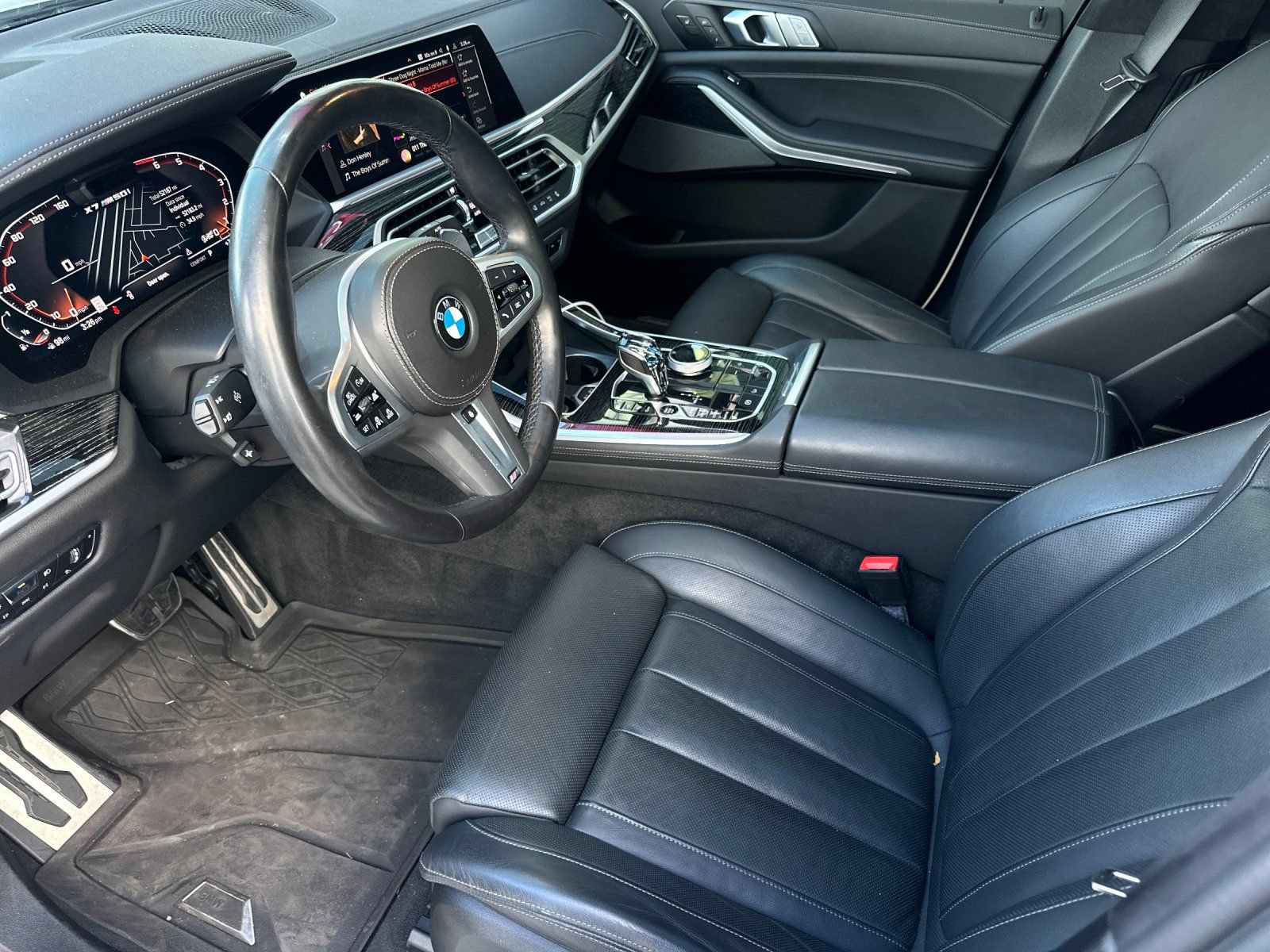 Used 2022 BMW X7 M50i AWD/4WD image 9