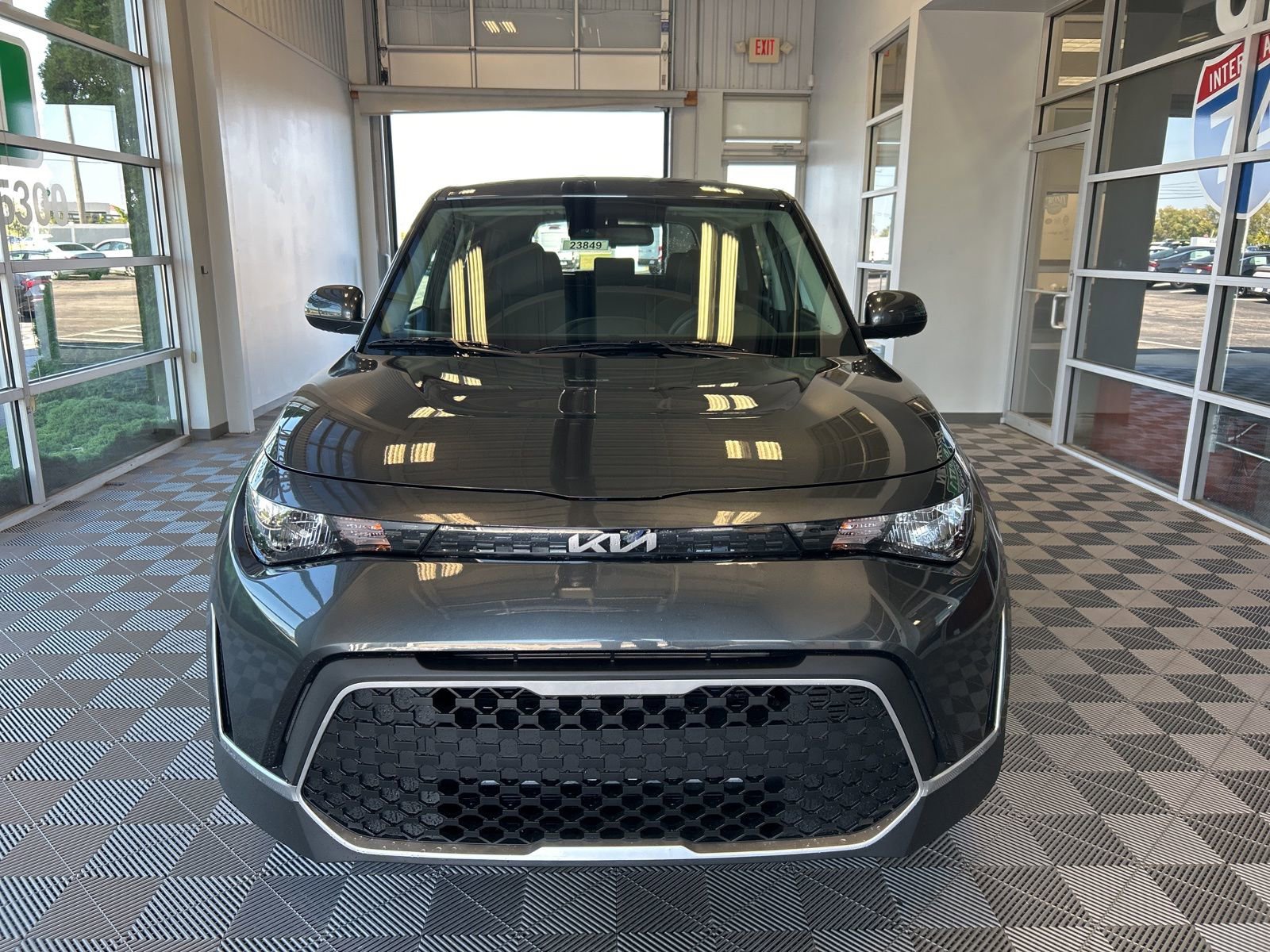 New 2025 Kia Soul LX image 2