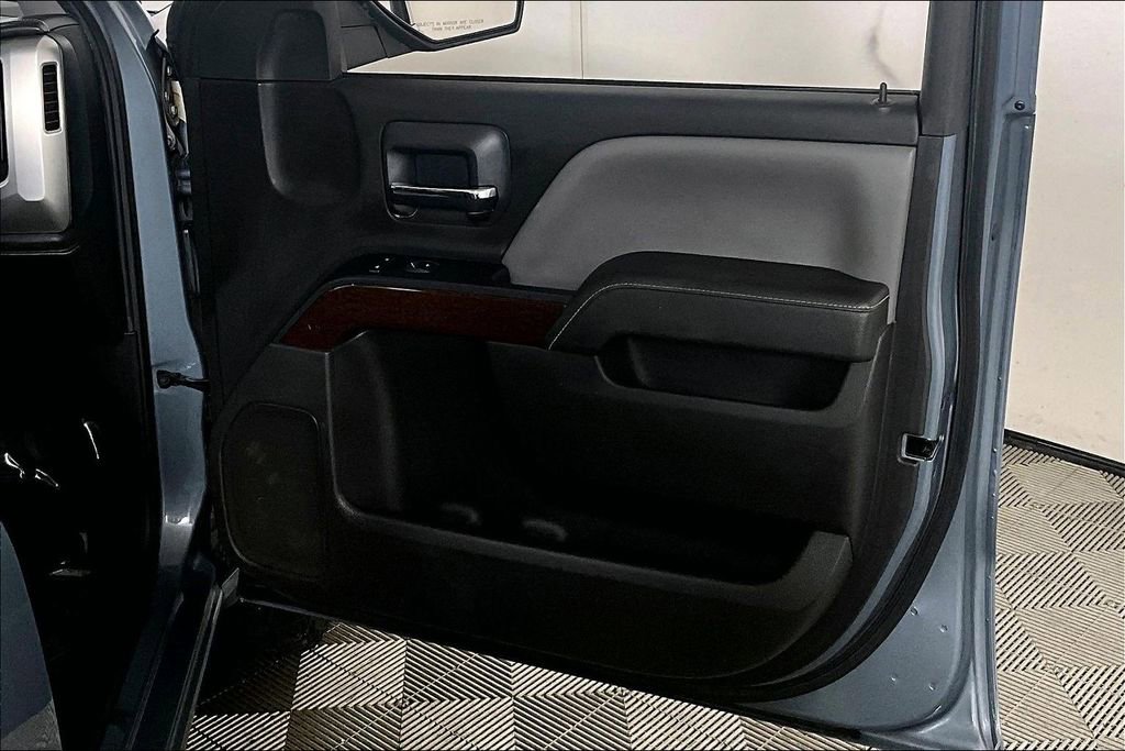 Used 2016 GMC Sierra 1500 SLE w/ SLE Value Package image 22