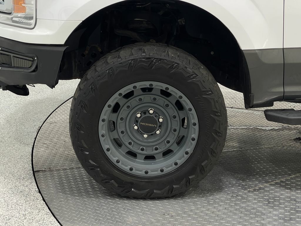 Used 2019 Ford F150 XLT w/ Equipment Group 302A Luxury image 36