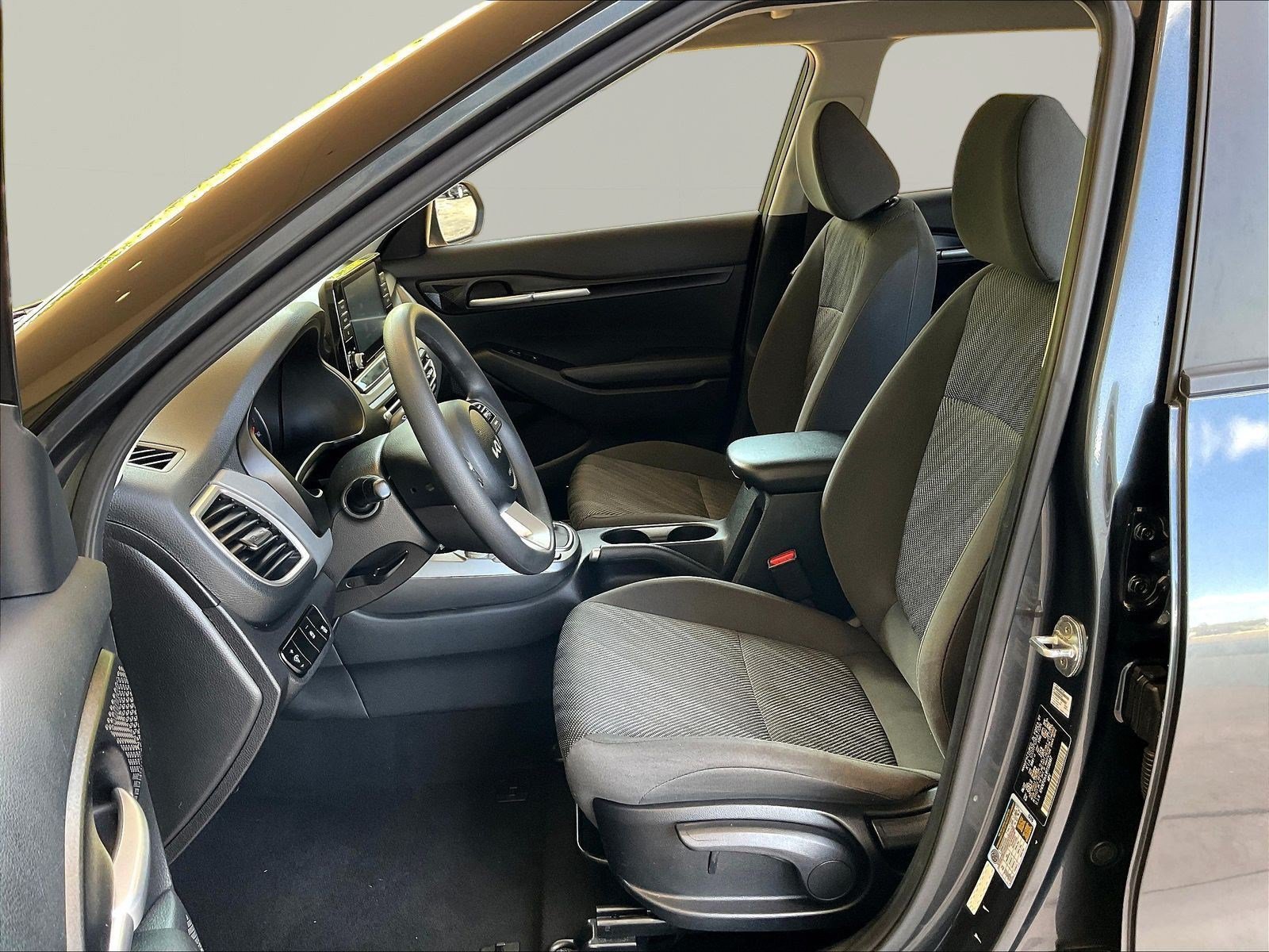 Used 2023 Kia Seltos LX AWD/4WD image 19