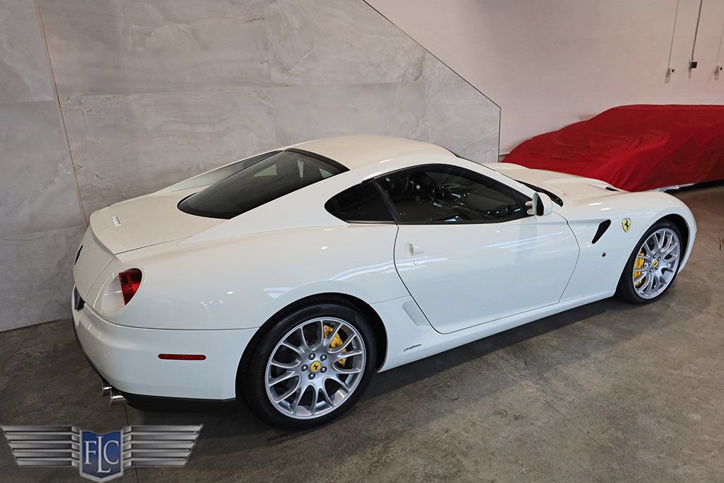 Used 2011 Ferrari 599 GTB Fiorano RWD image 17