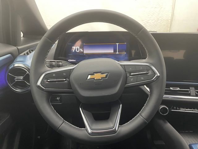 New 2026 Chevrolet Equinox EV LT image 11