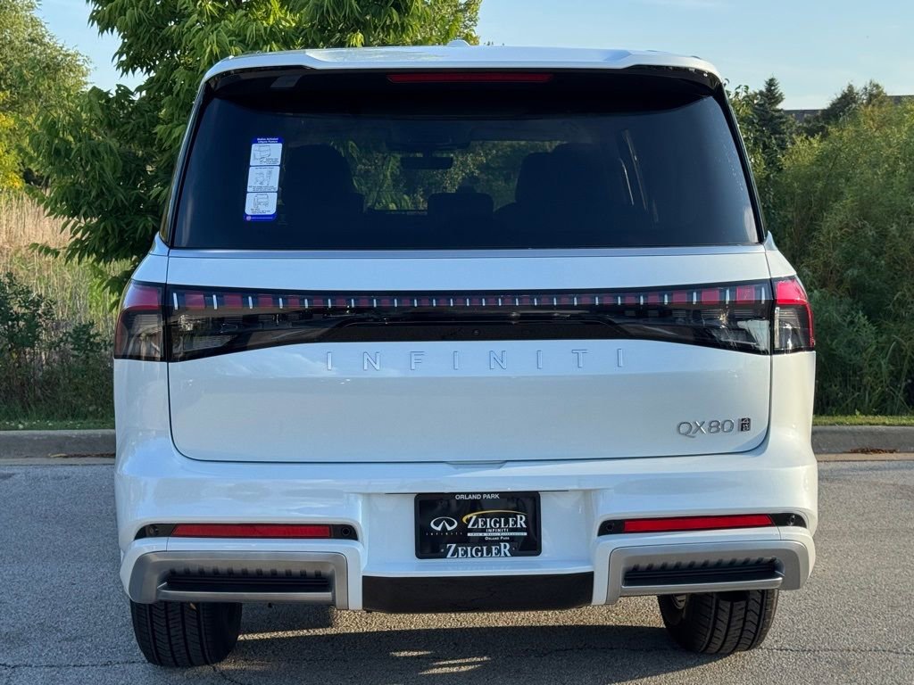 Certified 2026 INFINITI QX80 Pure w/ Cargo Package image 5
