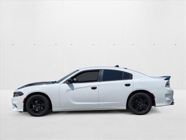 Used 2020 Dodge Charger SXT w/ Leather Interior Group image 9