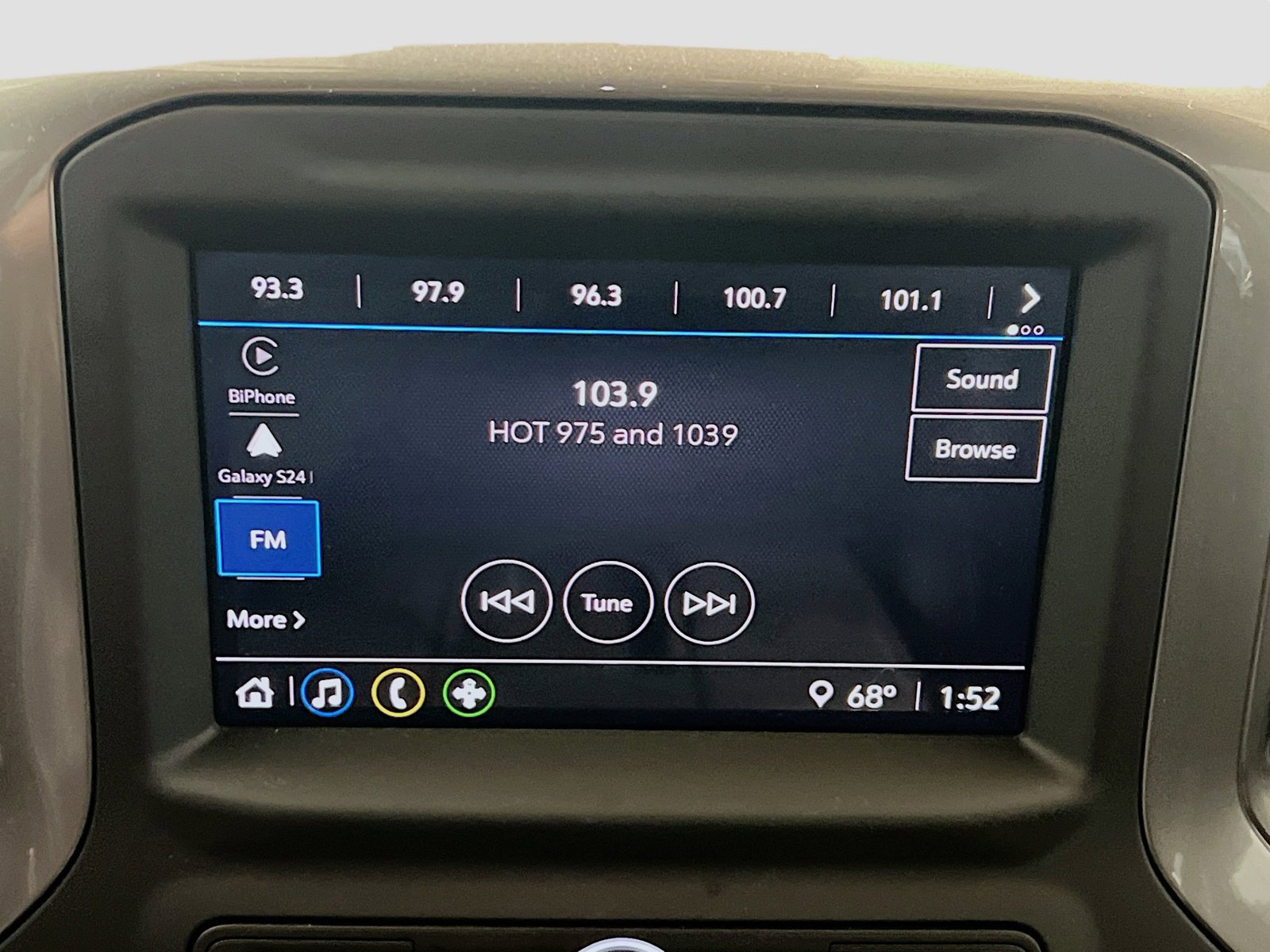 Used 2025 Chevrolet Silverado 3500 W/T image 10