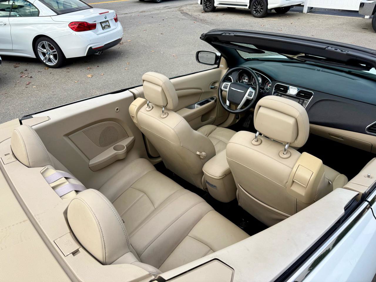 Used 2011 Chrysler 200 Limited FWD image 24