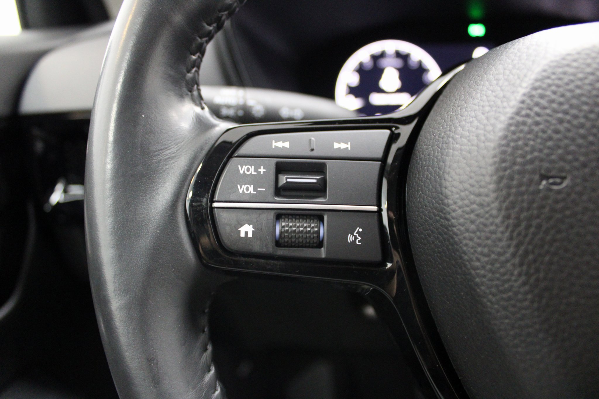 Used 2023 Honda CR-V EX-L image 34