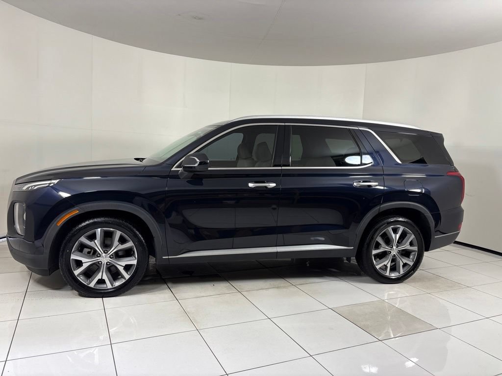 Used 2022 Hyundai Palisade SEL w/ 8P Bench Seat Package FWD video 2