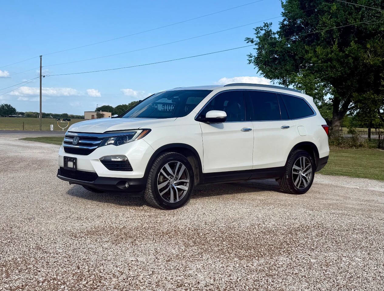 Used 2016 Honda Pilot Elite image 3