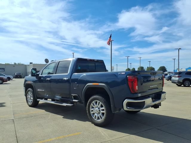 Used 2022 GMC Sierra 2500 SLT w/ SLT Premium Package AWD/4WD image 3