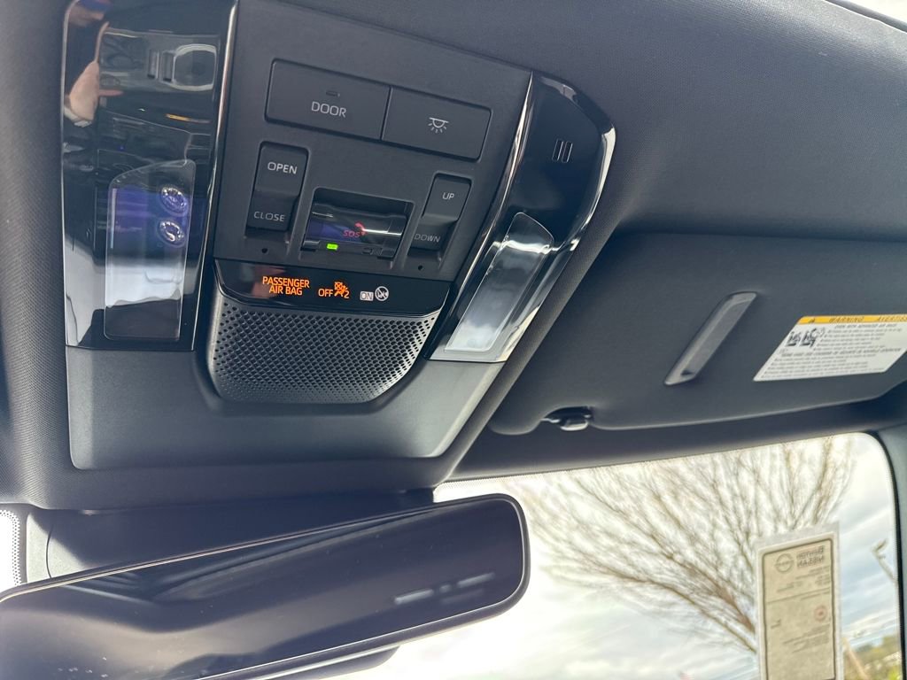 Used 2024 Lexus GX 550 AWD/4WD image 39