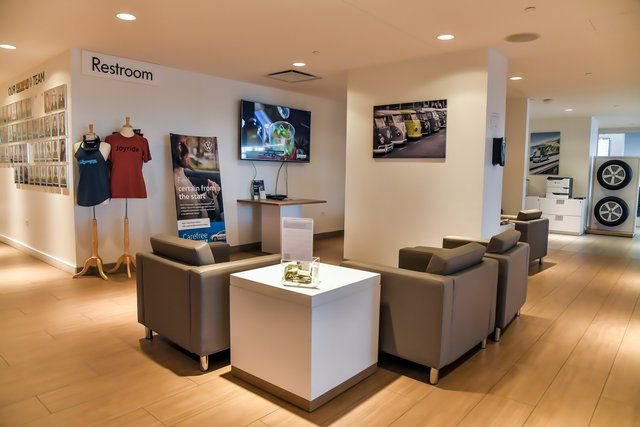 Used 2023 Chevrolet Silverado 1500 RST w/ Z71 Off-Road Package image 28