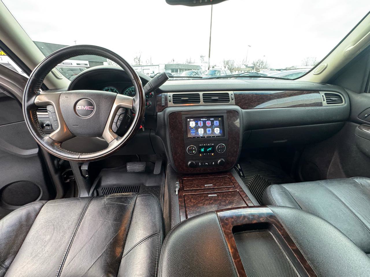 Used 2013 GMC Yukon XL SLT AWD/4WD image 18