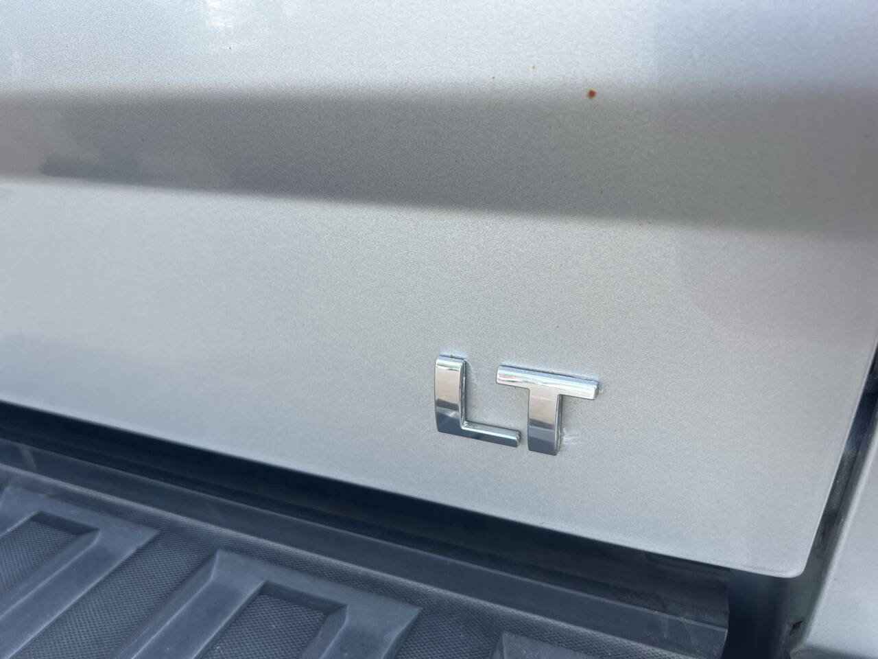 Used 2017 Chevrolet Silverado 1500 LT w/ All Star Edition image 28