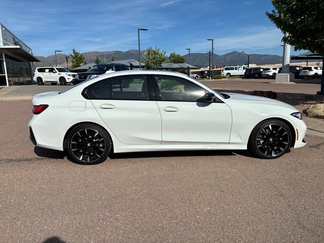 Used 2025 BMW 330i xDrive Sedan w/ M Sport Package AWD/4WD image 11